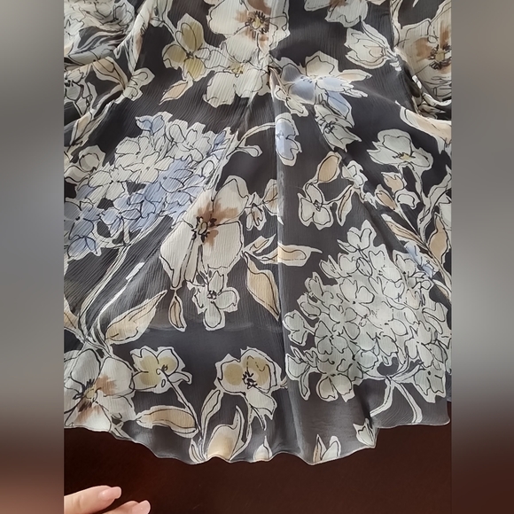 Armani Colleztione grey floral skirt size 12 - Picture 3 of 6